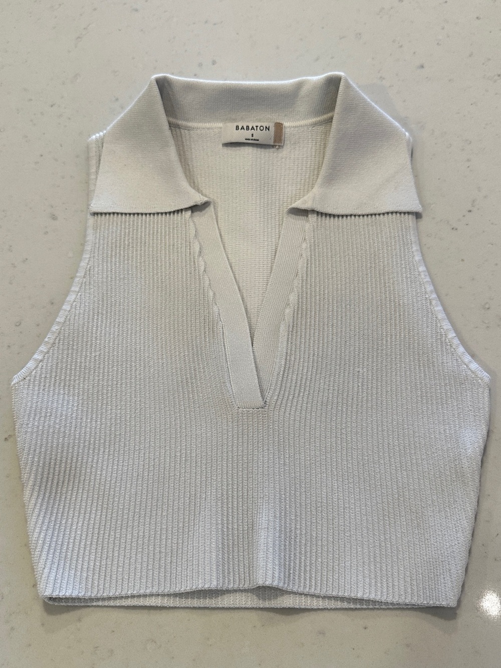 Babaton Crop Polo Sleeveless Top Size Small Cream Gray Knit Fitted